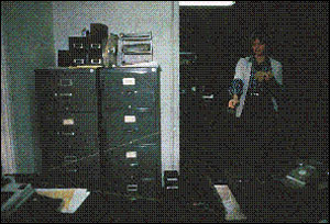 A fishhook tied to a fishing line can also be used to open doors and drawers.