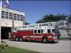Tower 244, operated by the Oceanside, NY, Fire Department, shows the size and available compartment space that can be acquired on a non-quint aerial tower. Note the overhang of the platform basket over the windshield. This department also operates a Pierce rear-mount aerial ladder to complement its apparatus fleet.