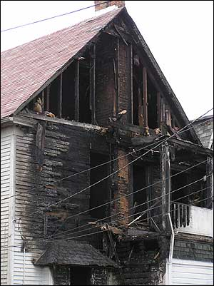 1116863093929 10696100