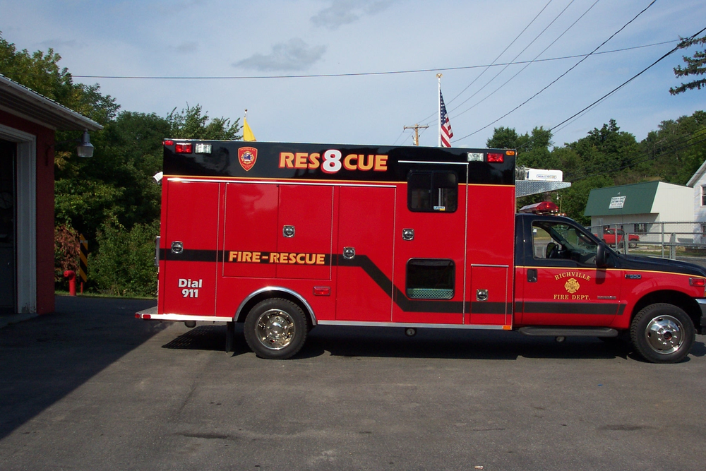 1063160216325 10643102