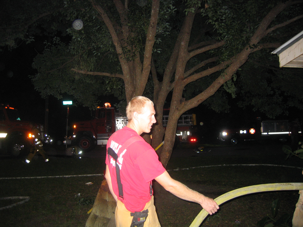 1068861206941 10638576