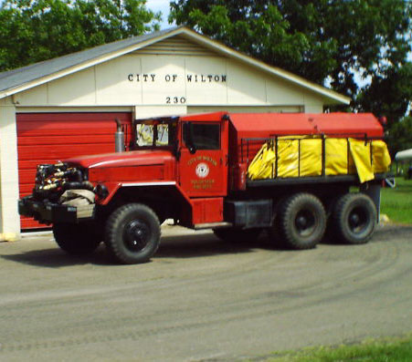 1102048086656 10648255