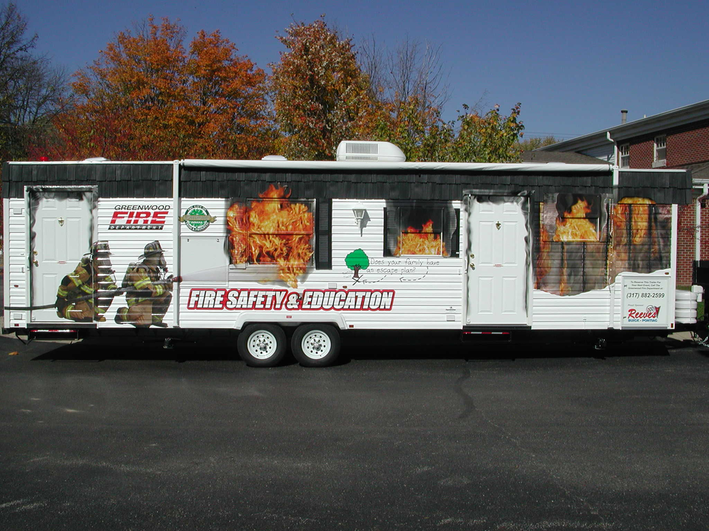 1163526175569 10638935