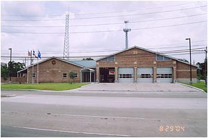 Overall Front View. Photos by Ken Paradowski