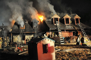 8 Md Firefighters Injured In Blaze 1 jpg 10686137