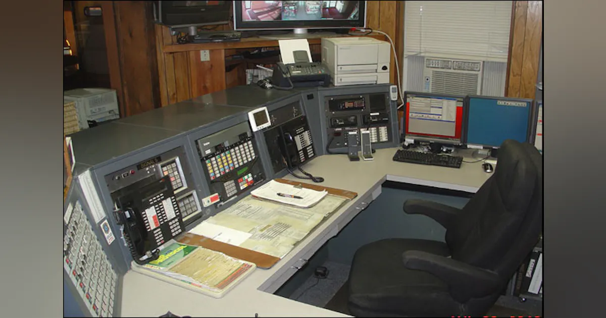 Operating the Single-Staffed Emergency Dispatch Center | Firehouse