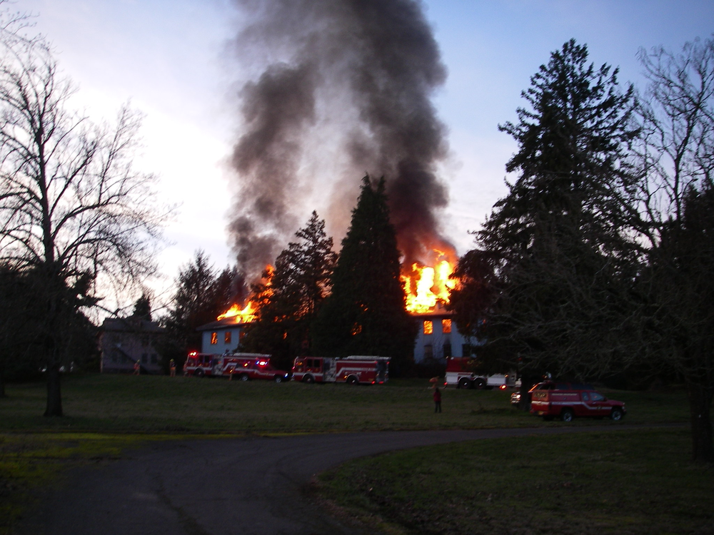 Salem Oregon 3 Alarm Fire jpg 10686077