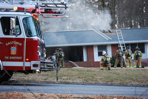 1900 Westbrook Circle 009 jpg 10563399