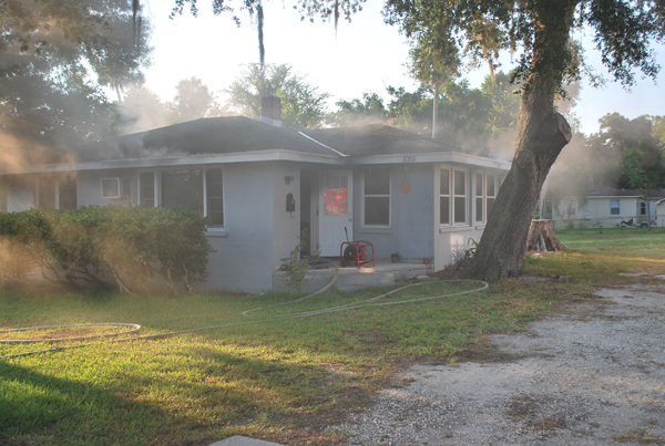 Roomates1 jpg 10562256