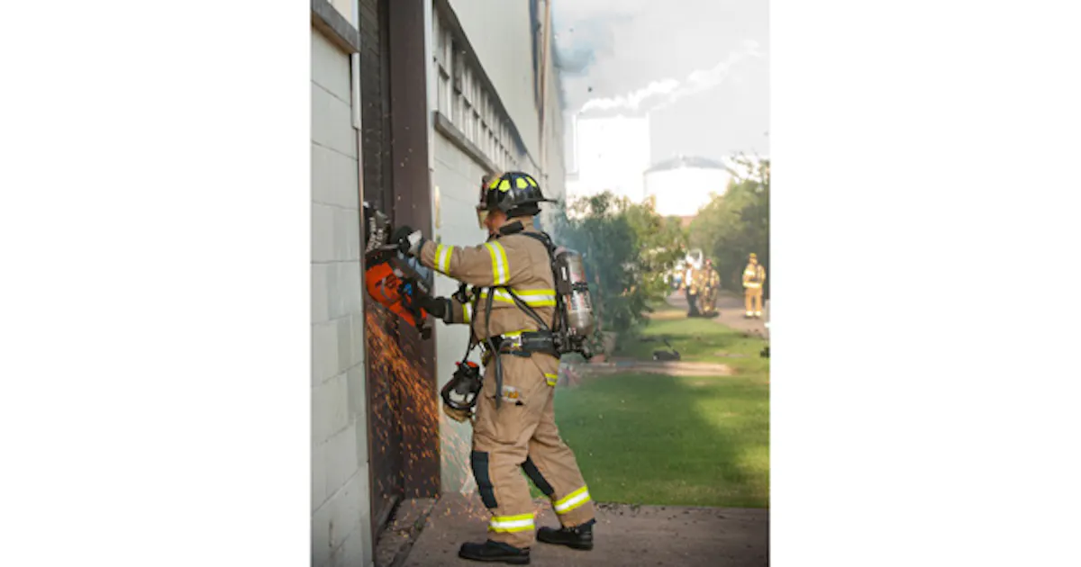 Texas Two Step Firefighting Texas Firefighters Battle 2-Alarm Commercial Building Fire | Firehouse