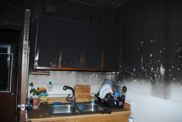 Kitchen2 jpg 10560691