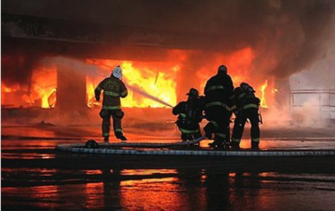 A review by the State Law Enforcement Division has found that issues raised in events leading to the Sofa Super Store blaze that killed nine Charleston firefighters in 2007 do not warrant a criminal investigation.