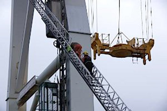 Cranerescue2 jpg 10463344