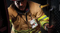 Built with a new, contemporary chassis, G-XCEL utilizes many of Globe’s design features including a free-hanging patented throat tab, ergonomically curved sleeves with telescoping cuffs; cargo/hand-warmer pockets with an extra layer of Kevlar; and Globe’s patented Axtion liner technology and extra length in the jacket back, pants knee and seat that work together to provide superior mobility.
