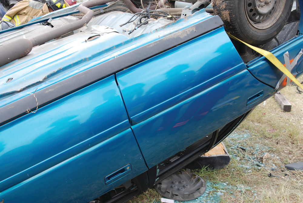 The training scenario is that only one rescuer is available to force open the jammed rear door on the passenger&rsquo;s side of a roof-resting vehicle. It must be accomplished as efficiently as possible.