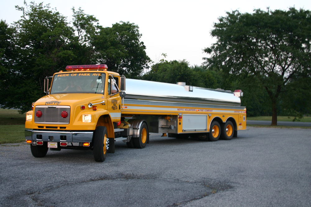 5,000 gallon tanker/tender
