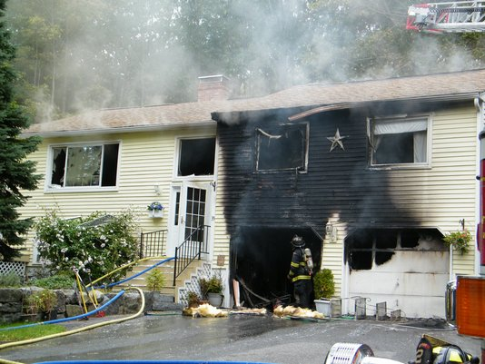 2 Nd Alarm 35 Bartlett Rd 012 jpg 10546483