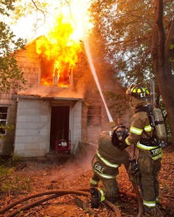 Fort Worth Farmhouse 2 jpg 10457570 Fort Worth Farmhouse 2 jpg 10457570