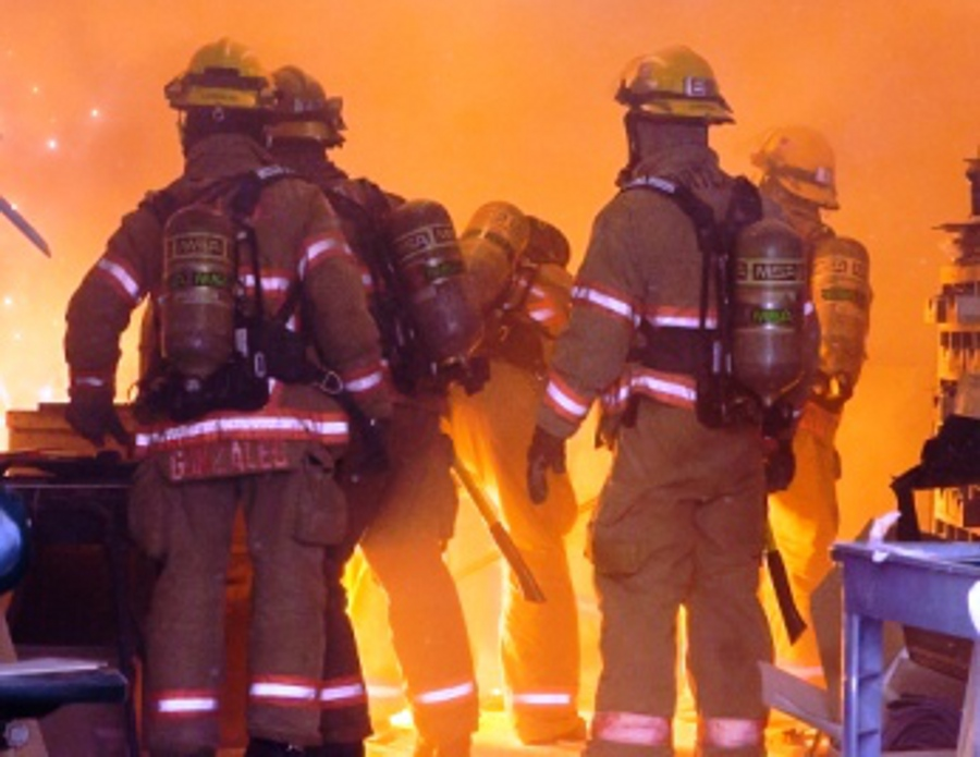 Portlandcommercialfire 10705757