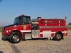 Milton Freightliner Tanker 10823225 Milton Freightliner Tanker 10823225