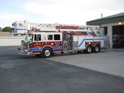 Pocono Seagrave Ladder 1 10852380 Pocono Seagrave Ladder 1 10852380