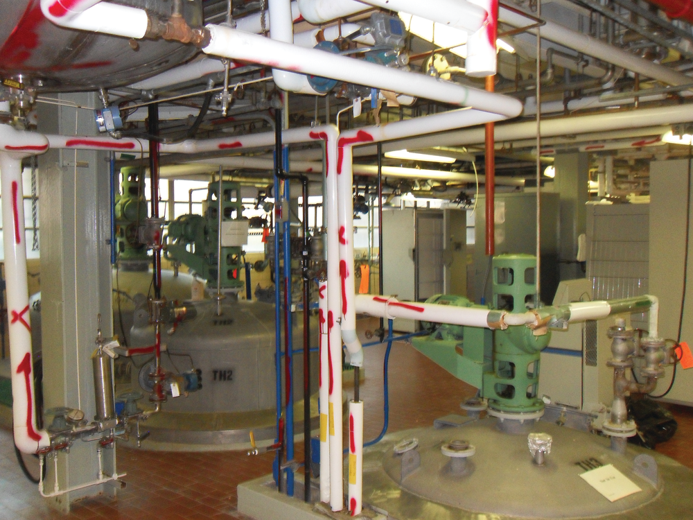 The interior of this five-story building houses multiple confined spaces, all in service and maintained at the ready. Local responders should be aware that responses to this facility should trigger a warning.