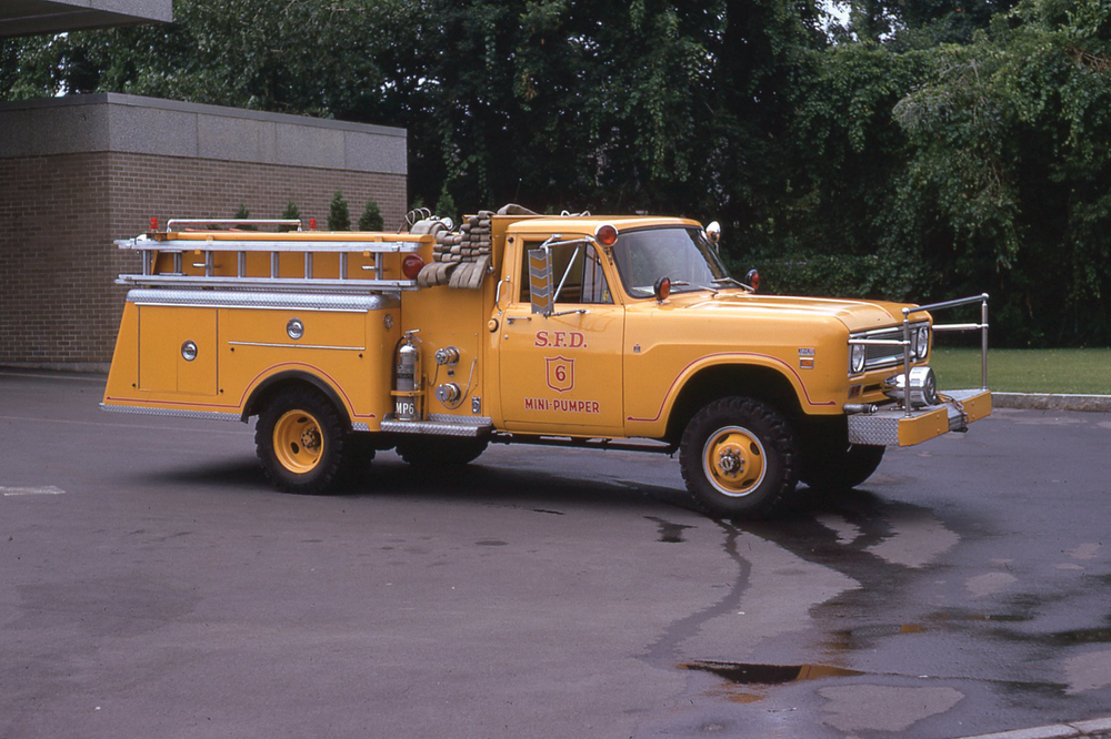 This apparatus was one of the first mini-pumpers delivered to the Syracuse, NY, Fire Department in 1971. Like most mini-pumper units of this vintage, it was overweight and suffered from suspension and brake issues.