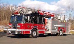 Saint Clair Kme Ladder 10913569 Saint Clair Kme Ladder 10913569
