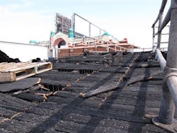 Fire crews quickly stopped the fire from spreading. Fire crews quickly stopped the fire from spreading.