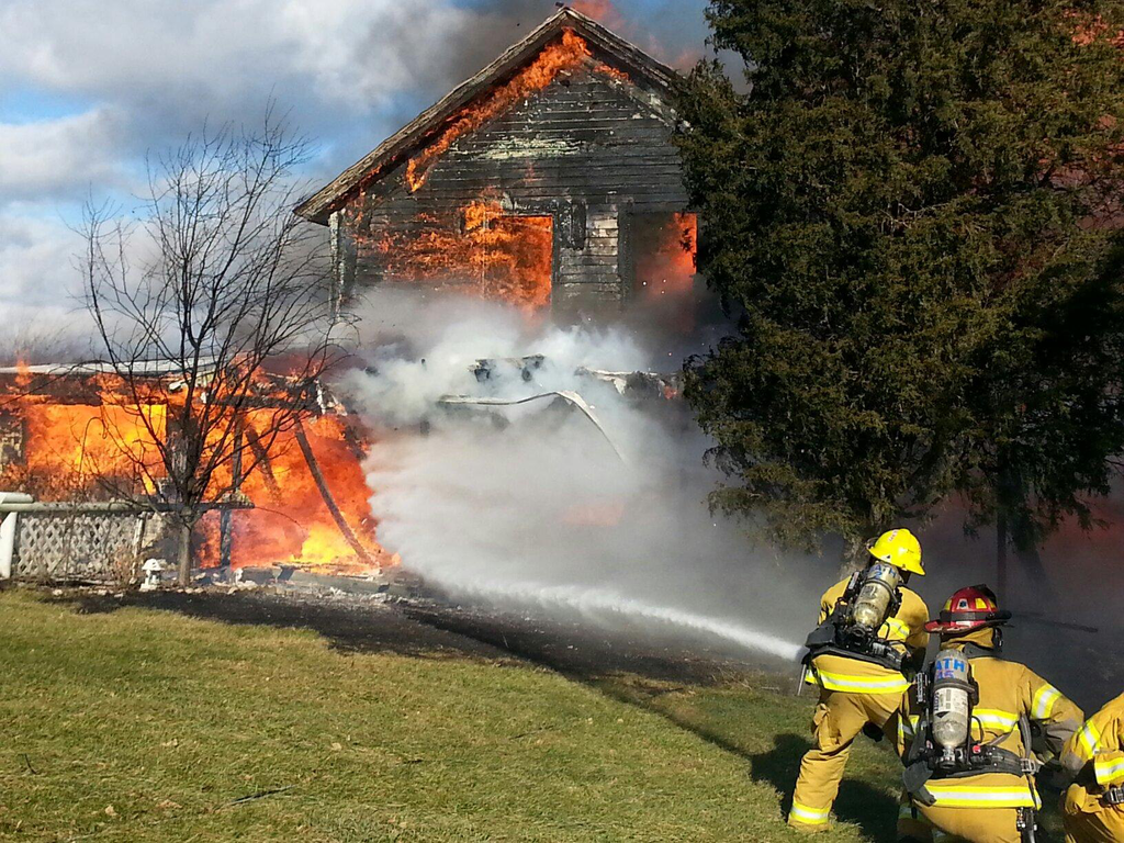 Bath House Fire 1 11249568