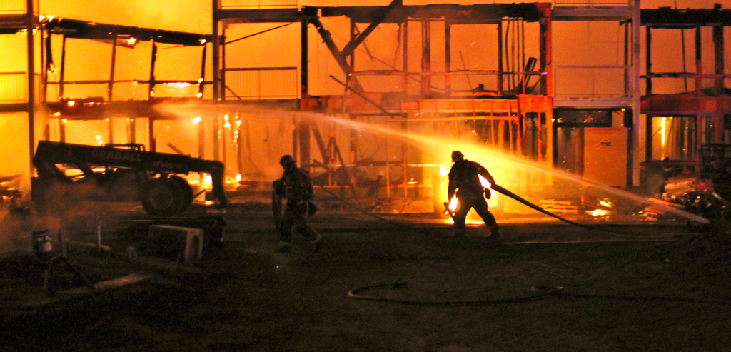 Ucsb Fire 1 11594340