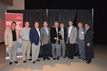 UniMac recently presented Super Laundry, the largest distributor of commercial laundry equipment in the U.S., with the 2013 Distributor of the Year award.