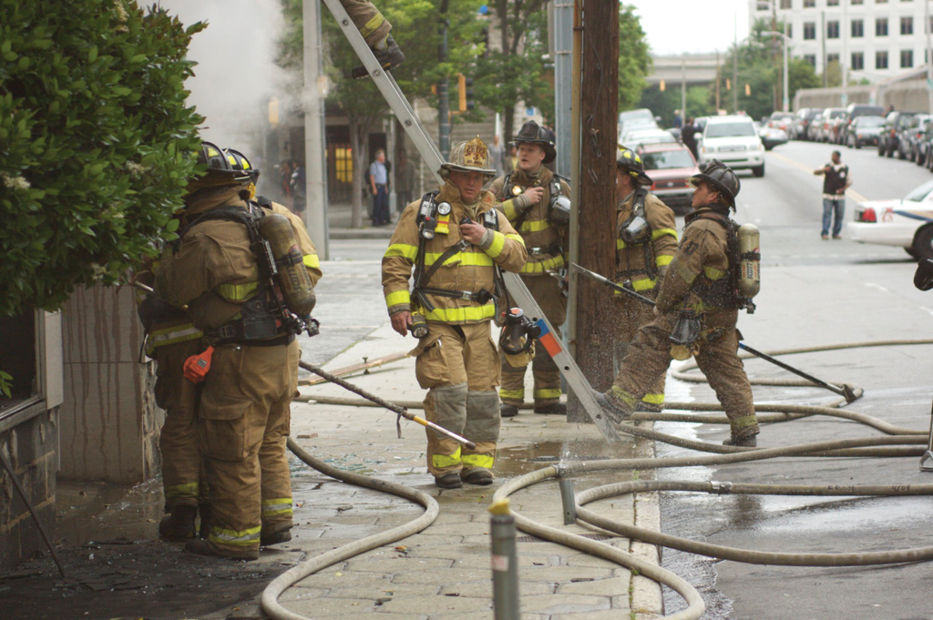 Photo 1. Chief and company officers must ensure coordination between engine and ladder companies.