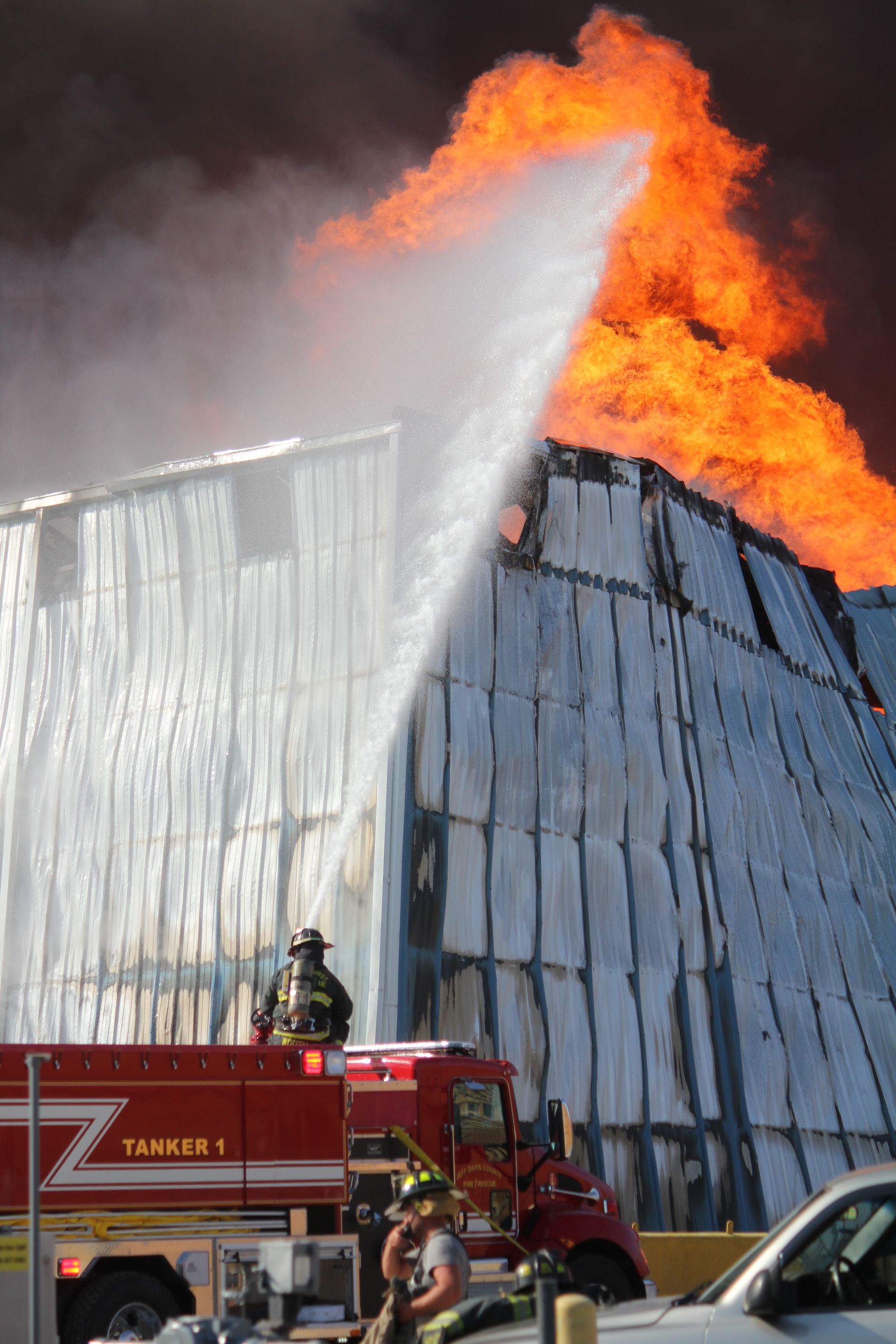 A full collapse occurs in Zone 4, at the A/D corner of the structure.