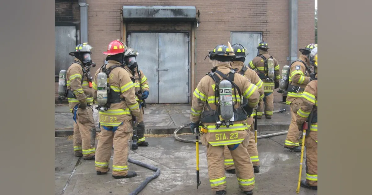 Fire Fighter Instructors What Makes a Good Fire Instructor? | Firehouse