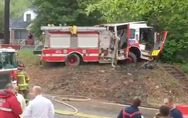 Atlanta Fire Truck Crash 552c0158eb91d