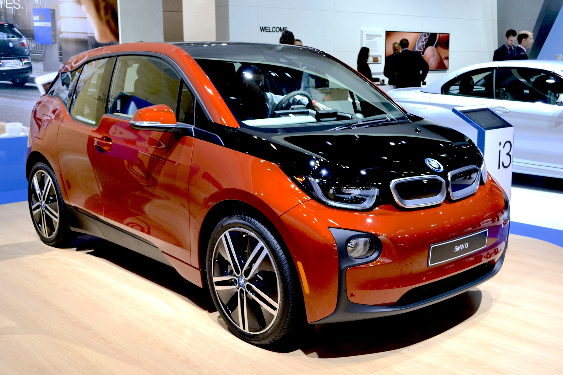 The BMW i3 electric plug-in vehicle is the first mass-production vehicle to make extensive use of CFRP. The entire occupant compartment of this EV is carbon fiber&mdash;pillars, floorpan, rockers and instrument panel. All outer body panels are thermoplastic materials.