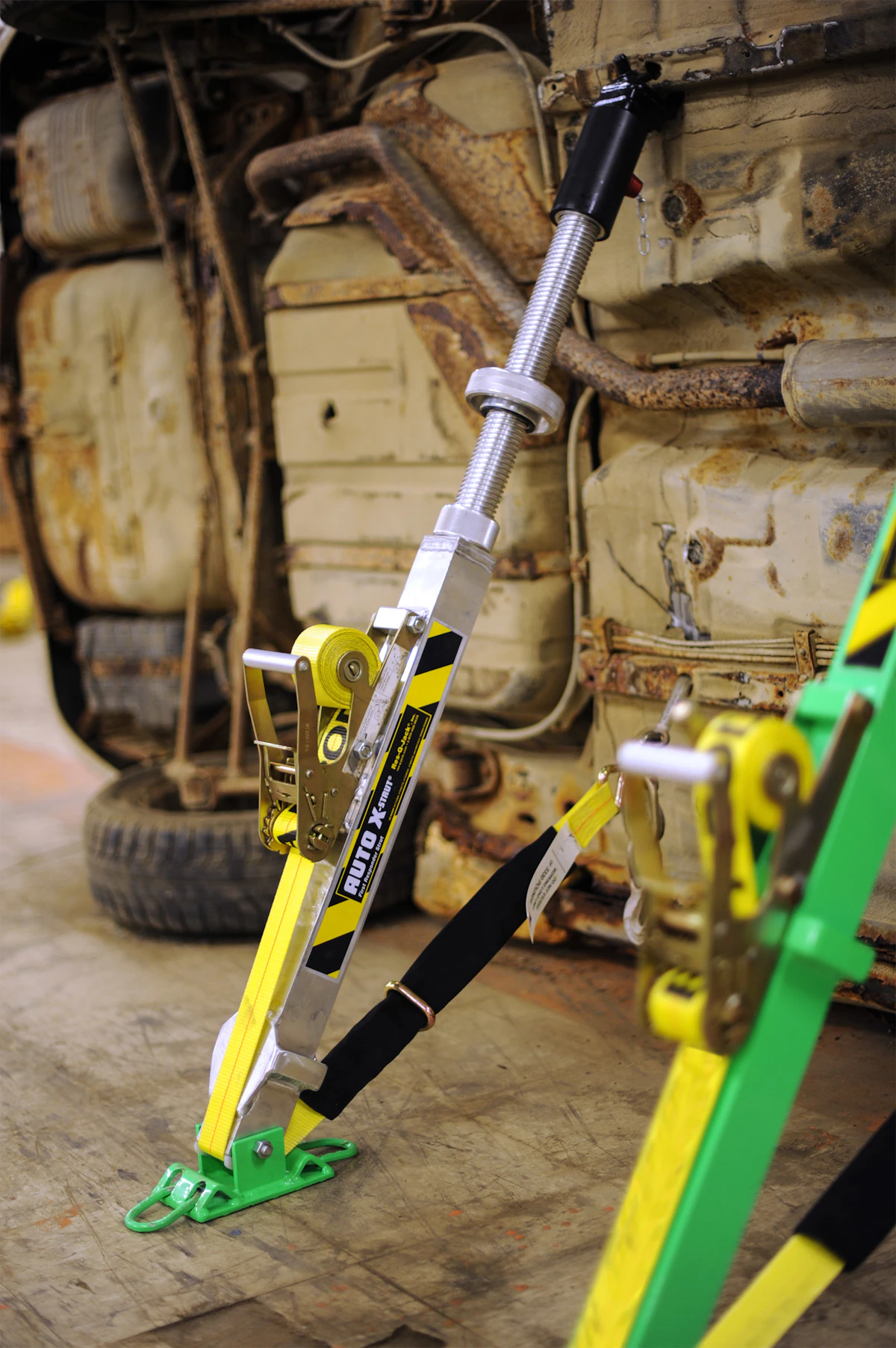 Res-Q-Jack Introduces Auto X-Strut Stablization Kit From: Res-Q-Jack ...