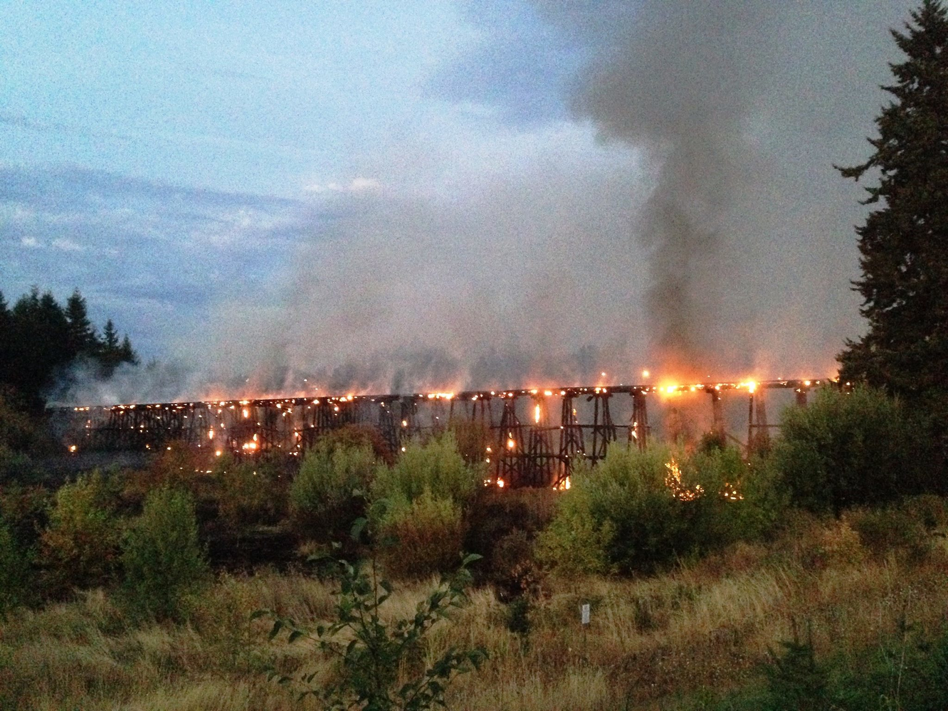 Oreogon Train Trestle Fire 1 55ca0f081bda9