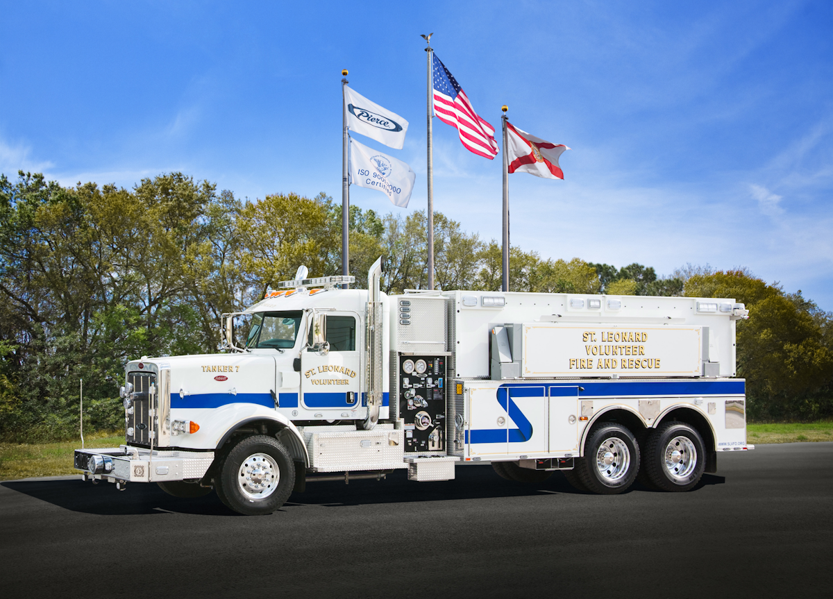 Pierce Delivers Dry Side Fire Tanker From Pierce Manufacturing