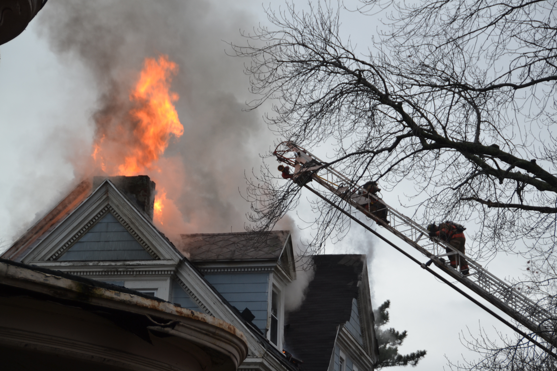 Holyoke Fire 3 56829b3354a41