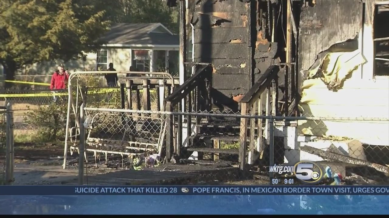 Default 56c629eeb6d1f