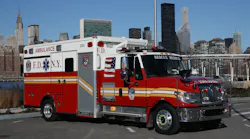 FDNY EMS Res Medics 045 RA14007 Int Wheeled Coach 56fe8bd39abe4