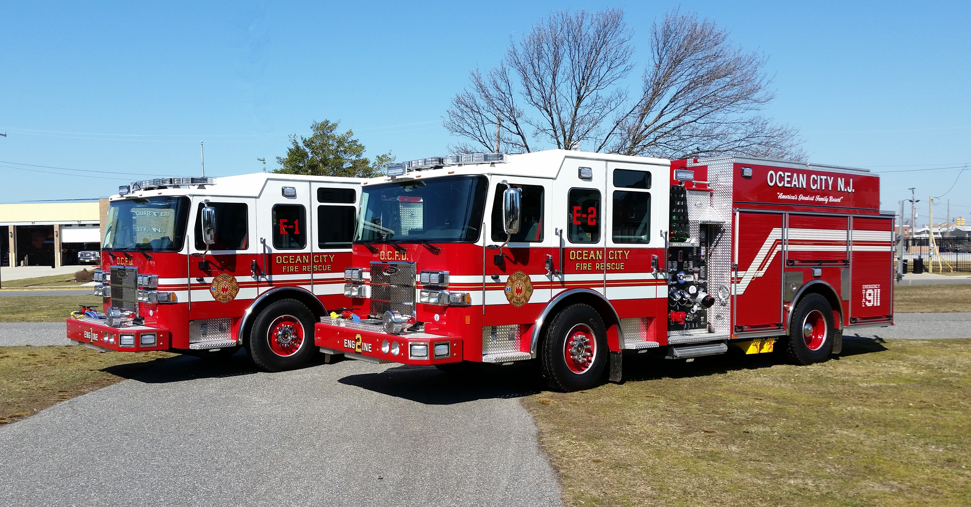 Pair Of Pumpers Pull Into Ocean City N J Firehouse   Ocean City 001.570cee498ad96 