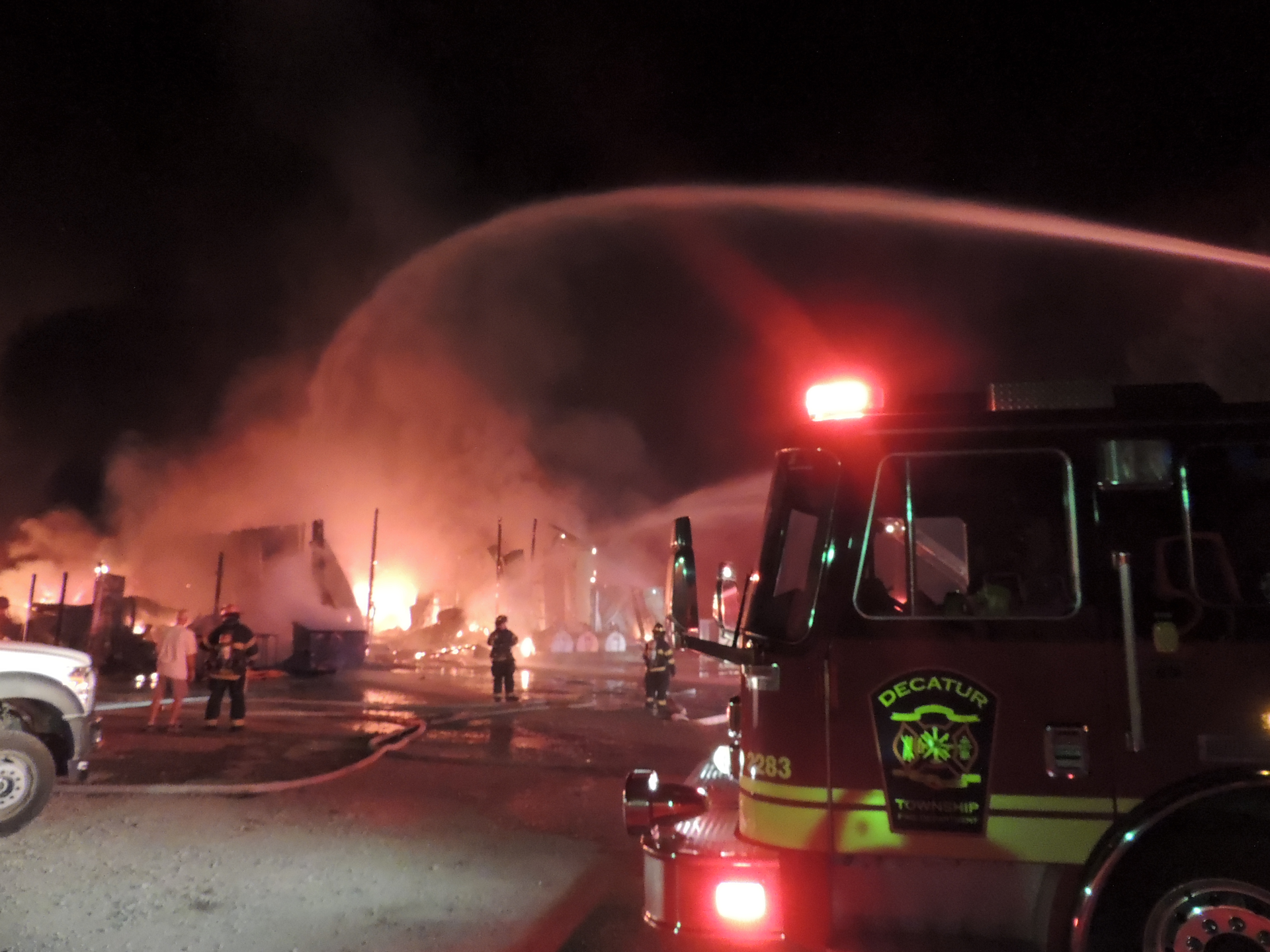 Decaturbarnfire007 57852a9a6fb09 5797702f8ec80