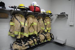 Store gear in a clean, dry, well-ventilated setting that's away from direct sunlight or any UV-producing lights. Store gear in a clean, dry, well-ventilated setting that's away from direct sunlight or any UV-producing lights.