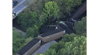 Derails 57bb3d1c1e8f9