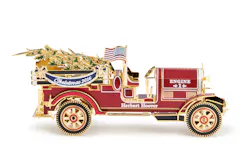 2016 Ornament Right Full Size 57f6b7902ff04