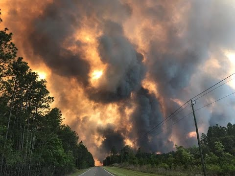 Southeast GA Towns Evacuated as Wildfire Nears
