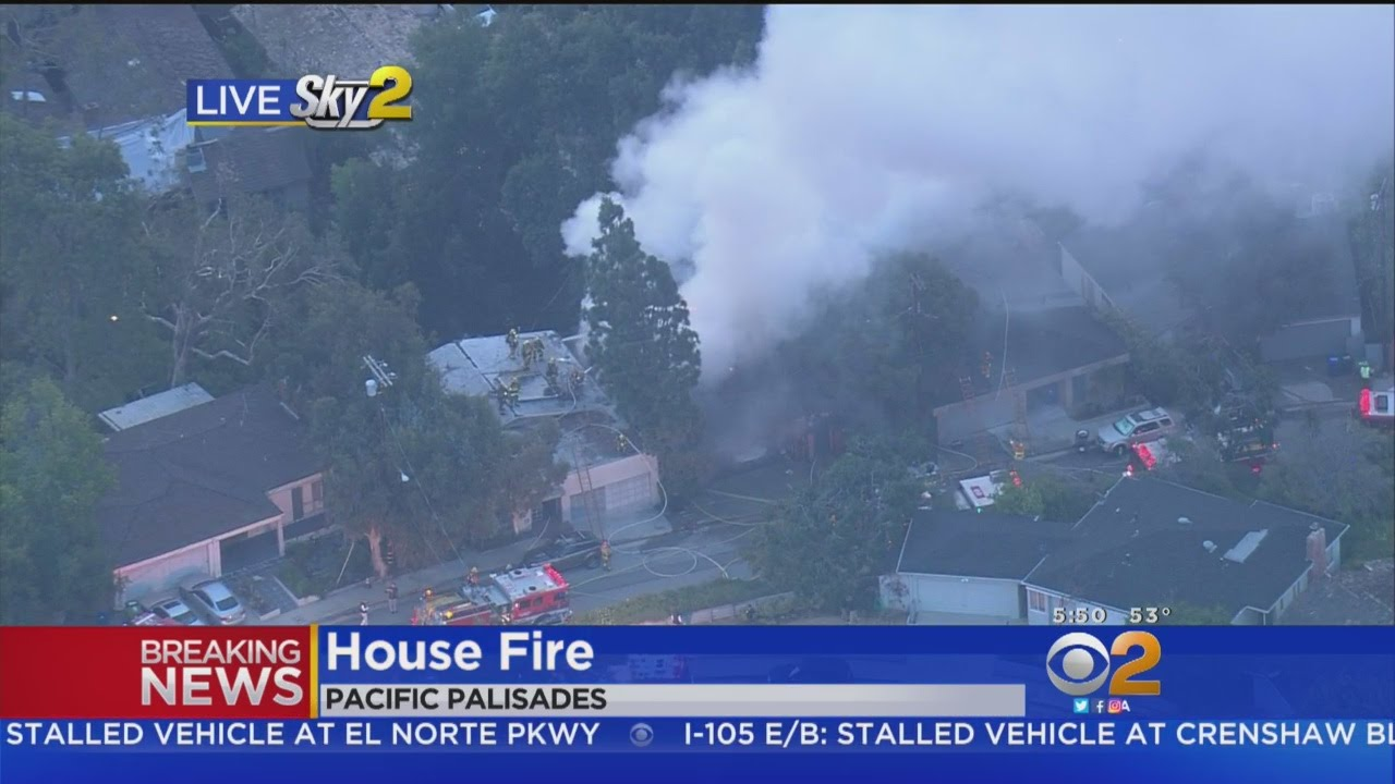 CA Firefighters Get Fast Handle on House Fire